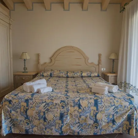 Apartment Beautiful Il Giardino Degli Oleandri One Bedroom Premium Sleeps 4 *