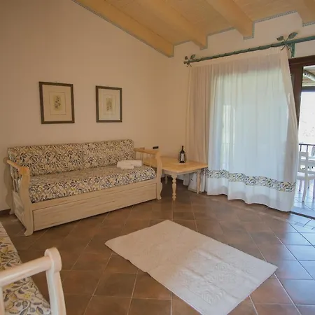 Beautiful Il Giardino Degli Oleandri One Bedroom Premium Sleeps 4
